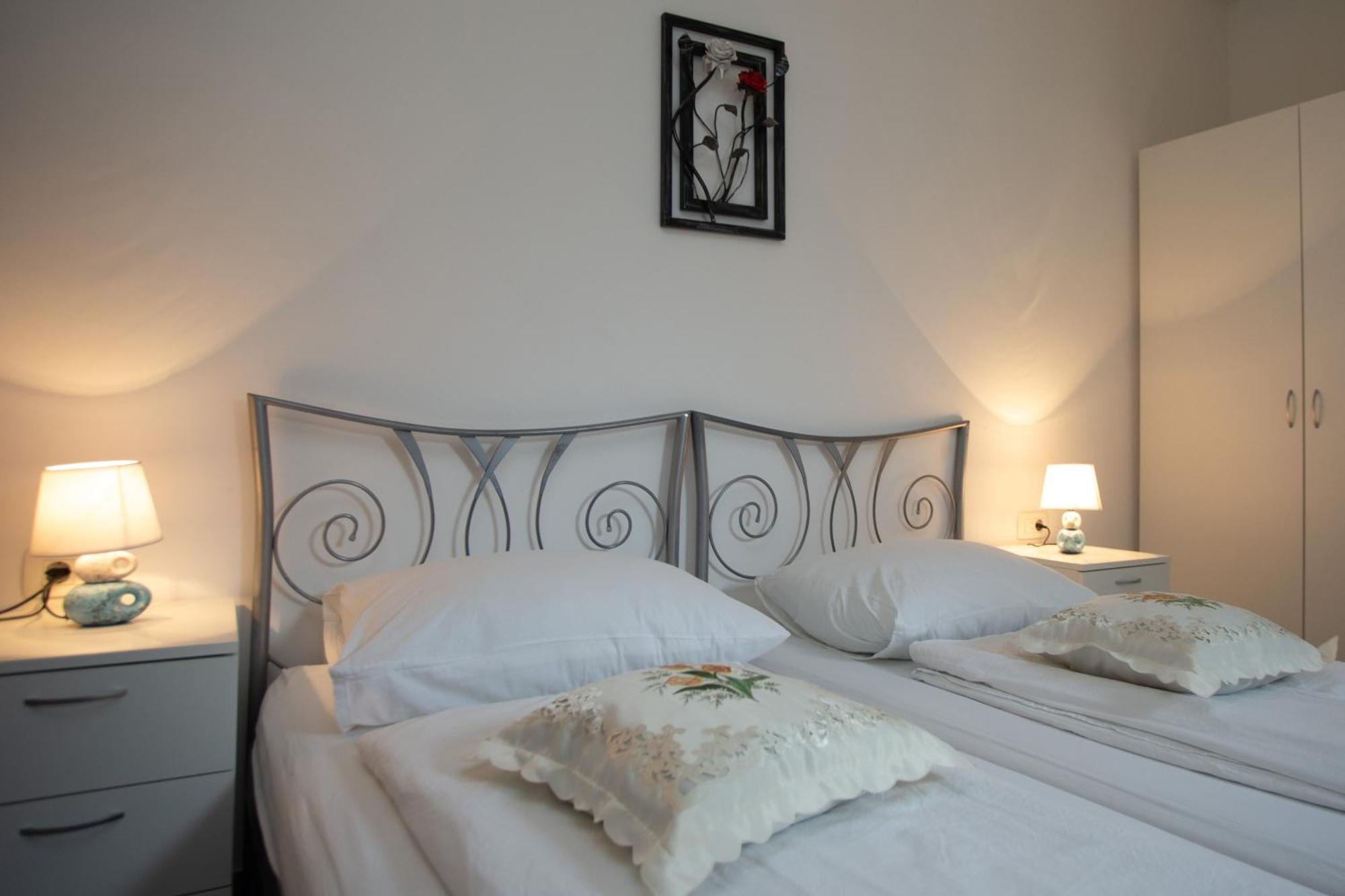 Downtown Spalato Private Rooms Esterno foto