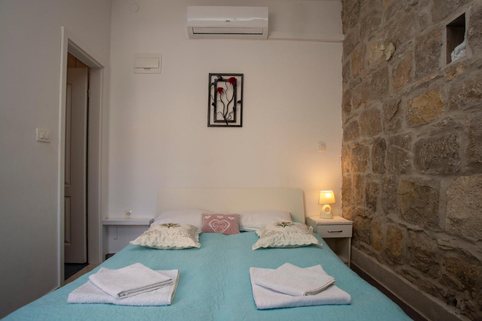 Downtown Spalato Private Rooms Esterno foto